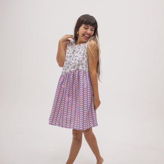 Julieta Mommy Dress - Black Daisy